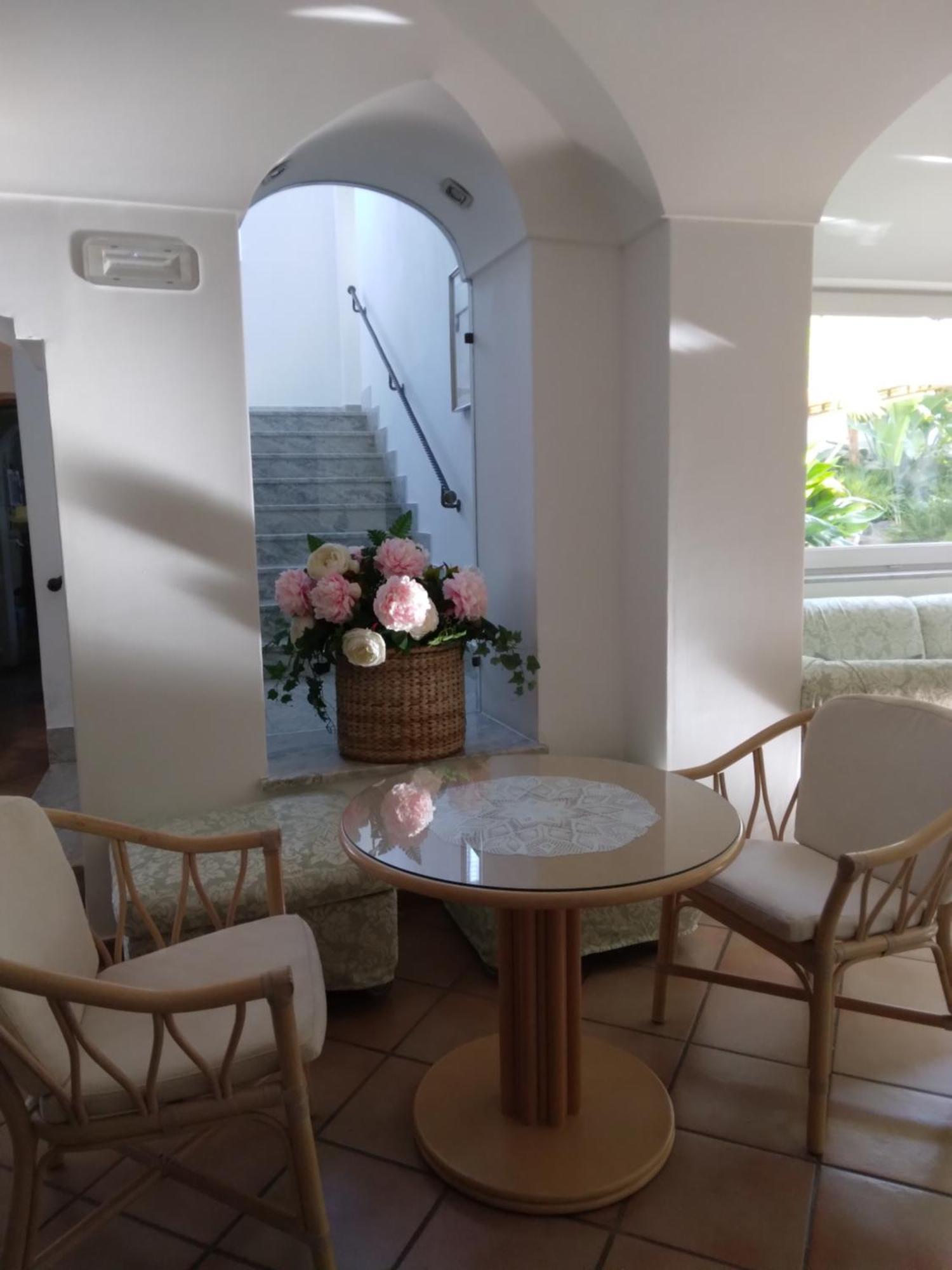 Hotel Villa Angelica Lacco Ameno  Eksteriør bilde