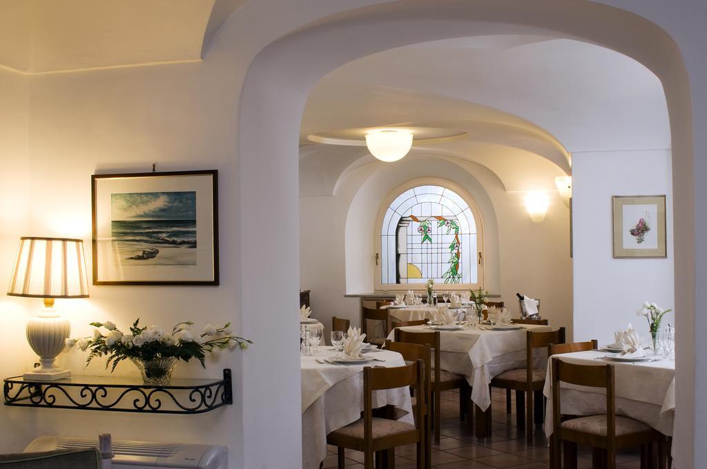 Hotel Villa Angelica Lacco Ameno  Eksteriør bilde