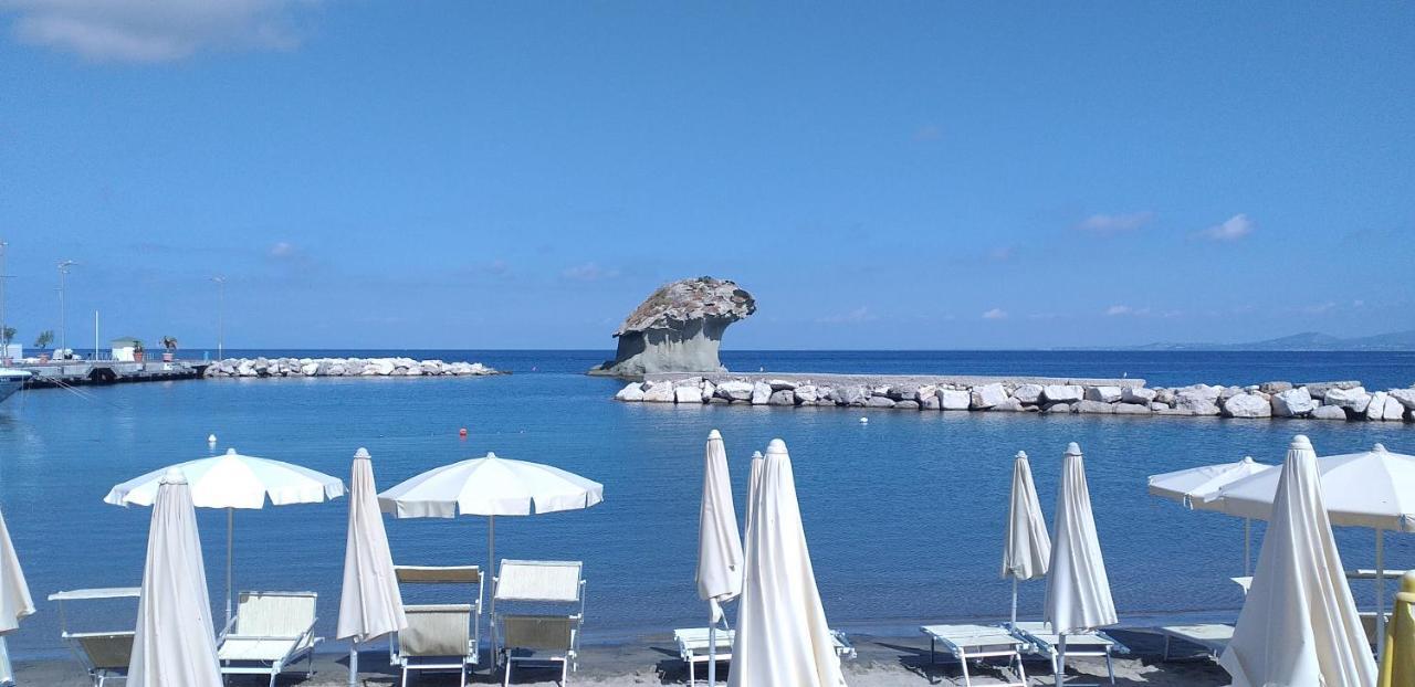 Hotel Villa Angelica Lacco Ameno  Eksteriør bilde